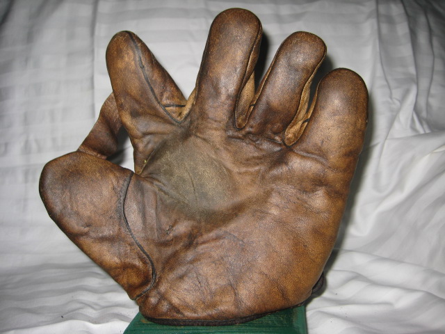 A.J. Reach Dark 1 Inch Web Front